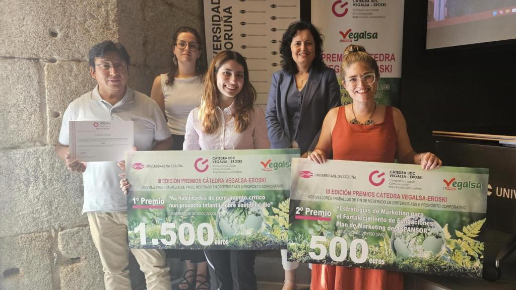 Entrega del III Premio Cátedra Vegalsa-Eroski al mejor TFM de las universidades gallegas
