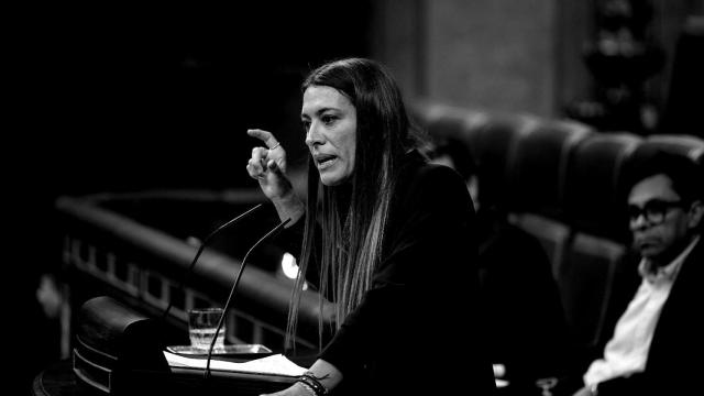 La portavoz de Junts en el Congreso, Miriam Nogueras, interviene durante un pleno en el Congreso de los Diputados, a 10 de septiembre de 2025, en Madrid (España).