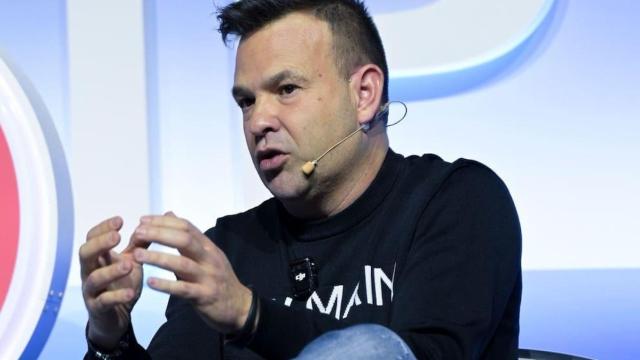 El millonario José Elías.