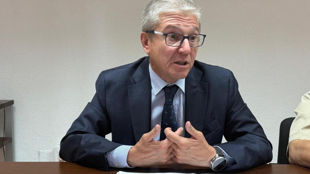 El presidente estima que hay que ofrecer un proyecto ilusionante para retener talento en las FAS.