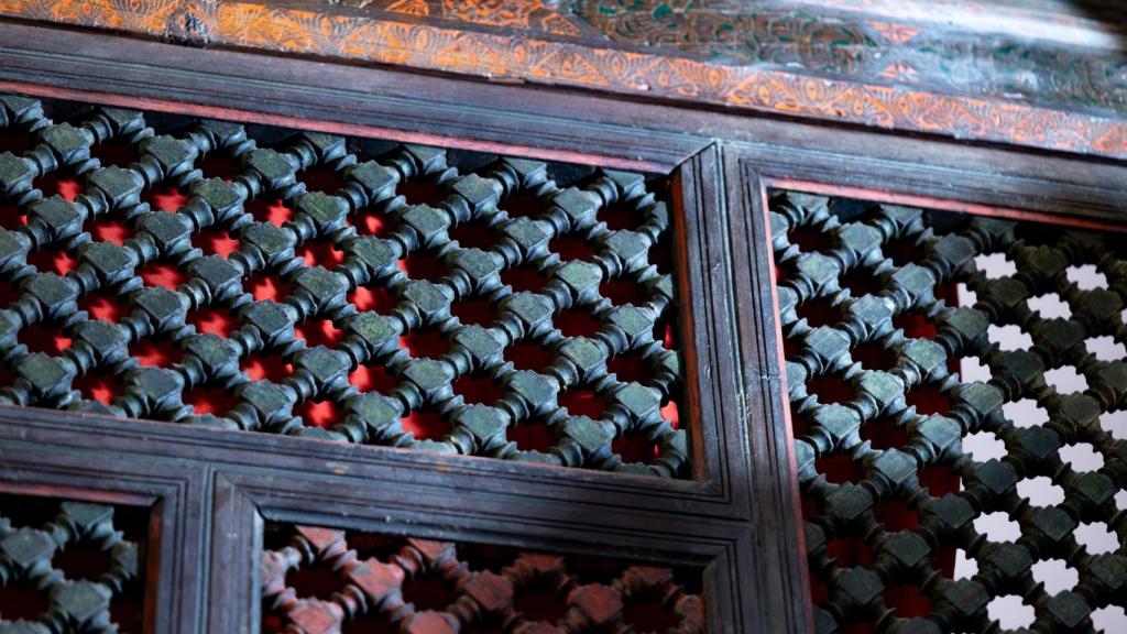 Combinaciones de ambos colores en la celosía.