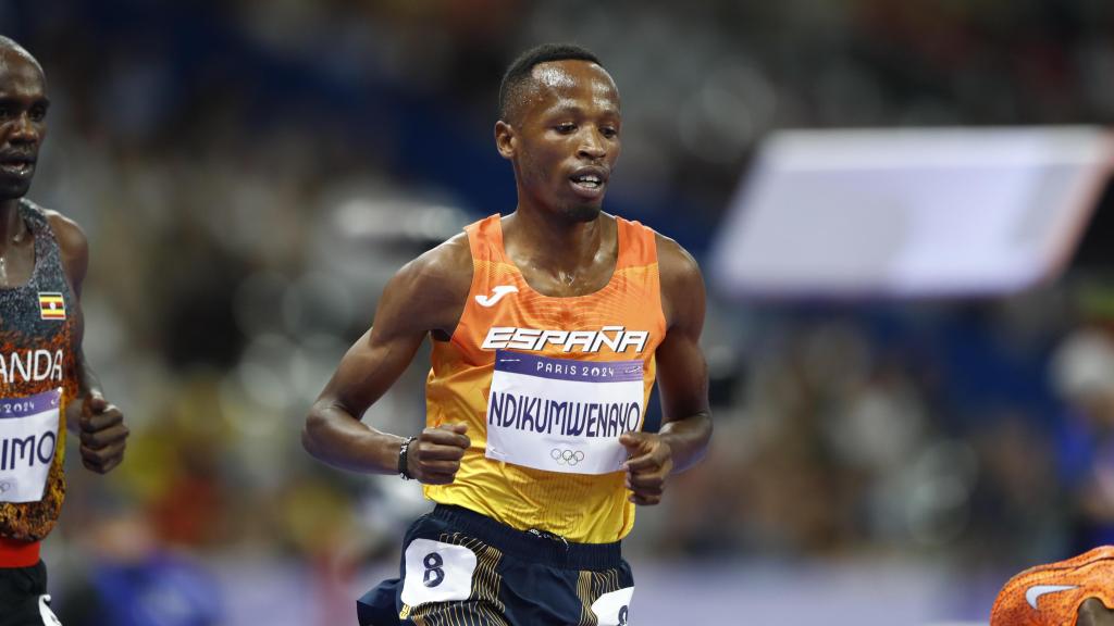Thierry Ndikumwenayo compitiendo en los JJOO de París 2024