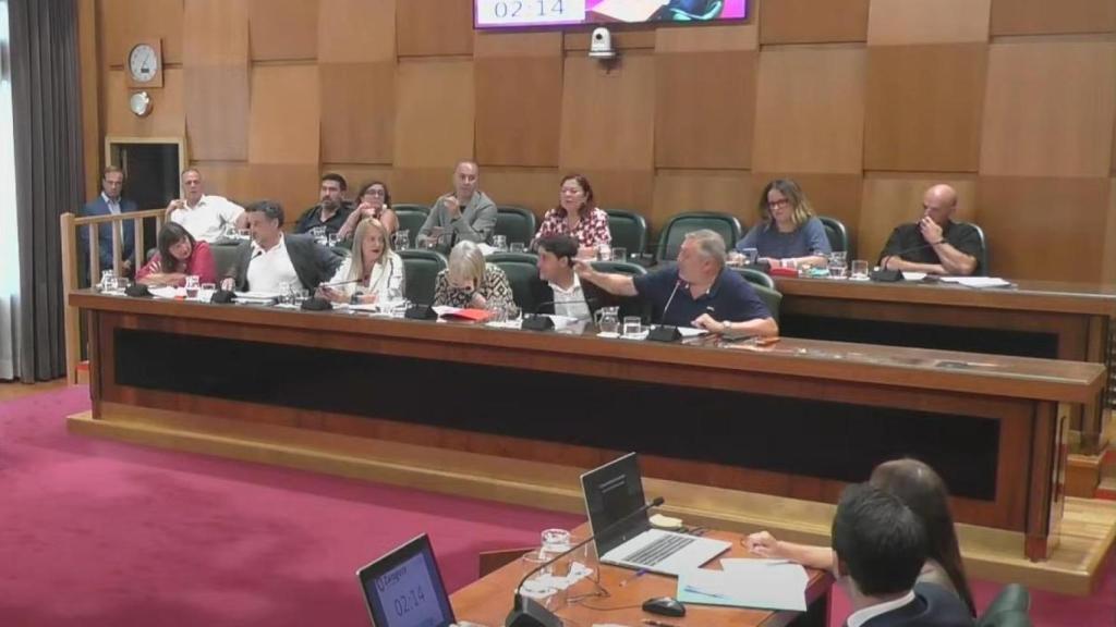 La bancada de la izquierda en el pleno de este miércoles, con Gómez Gámez en un extremo.