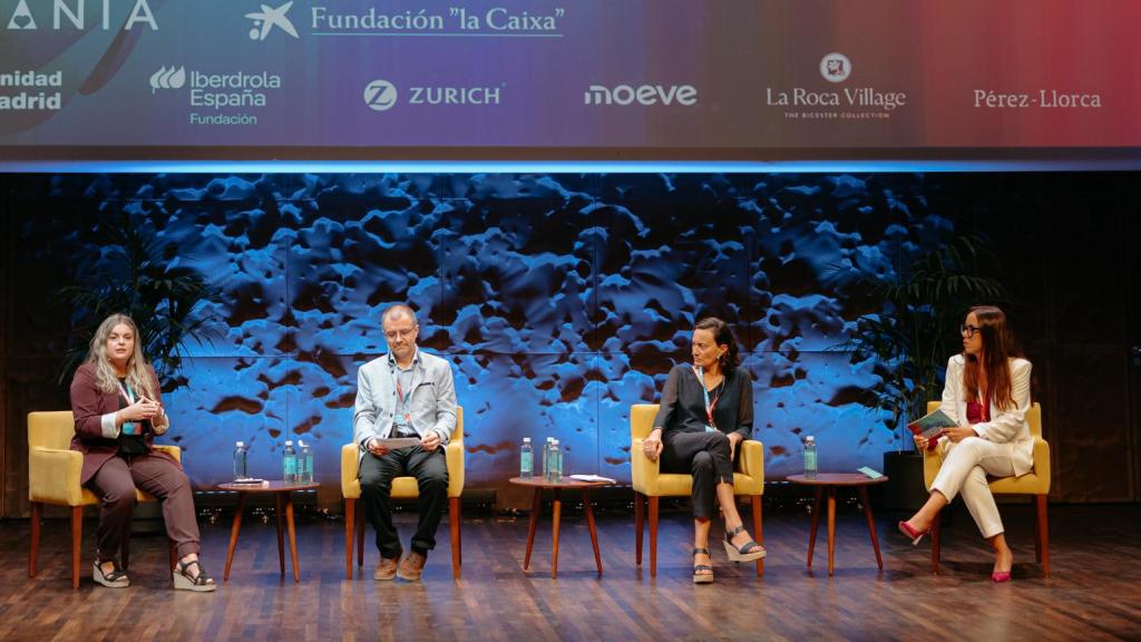 Laura Redondo, Abel Renuncio, Cristina Pirfano y Melisa Mann.