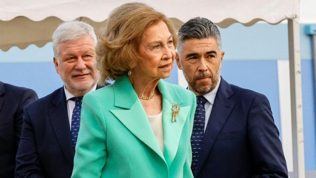 La reina Sofía, a su llegada al astillero.