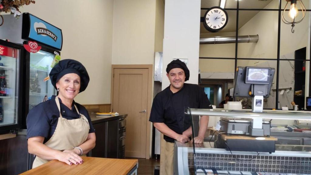 Isabel y Ciro, de 4caminoscomidaparallevar.