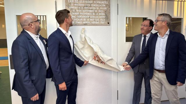 Guerrero inauguración Pabellón Polideportivo de Yepes