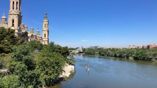 Imagen del río Ebro, a su paso en Zaragoza.