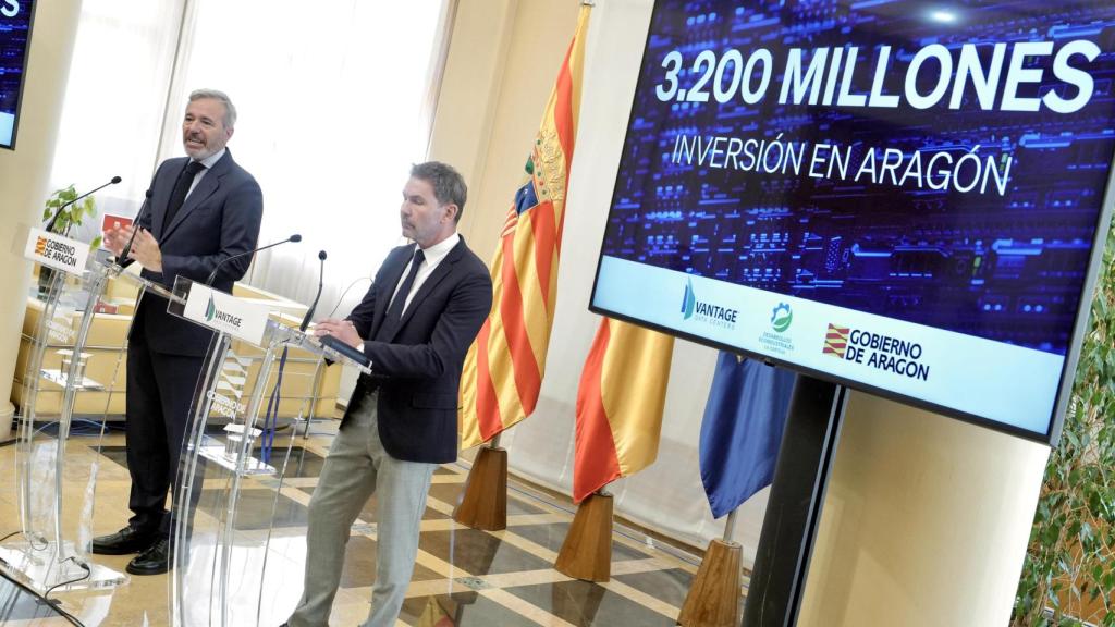 Jorge Azcón, presidente de Aragón, y David Howson, de Vantage Data Centers