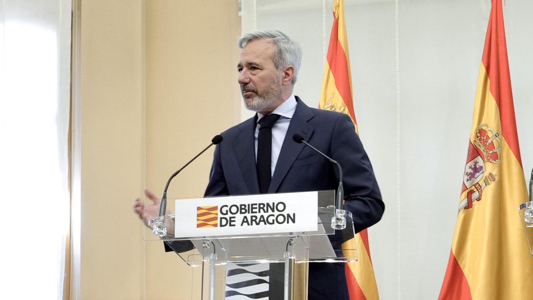 Jorge Azcón, presidente de Aragón, en rueda de prensa