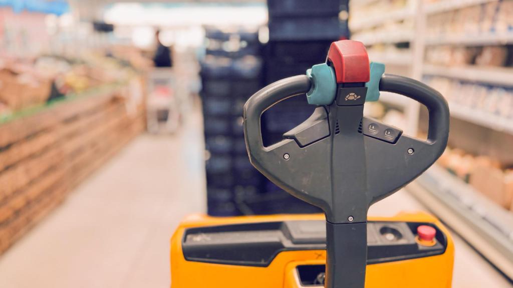 Se ofrece un contrato temporal.