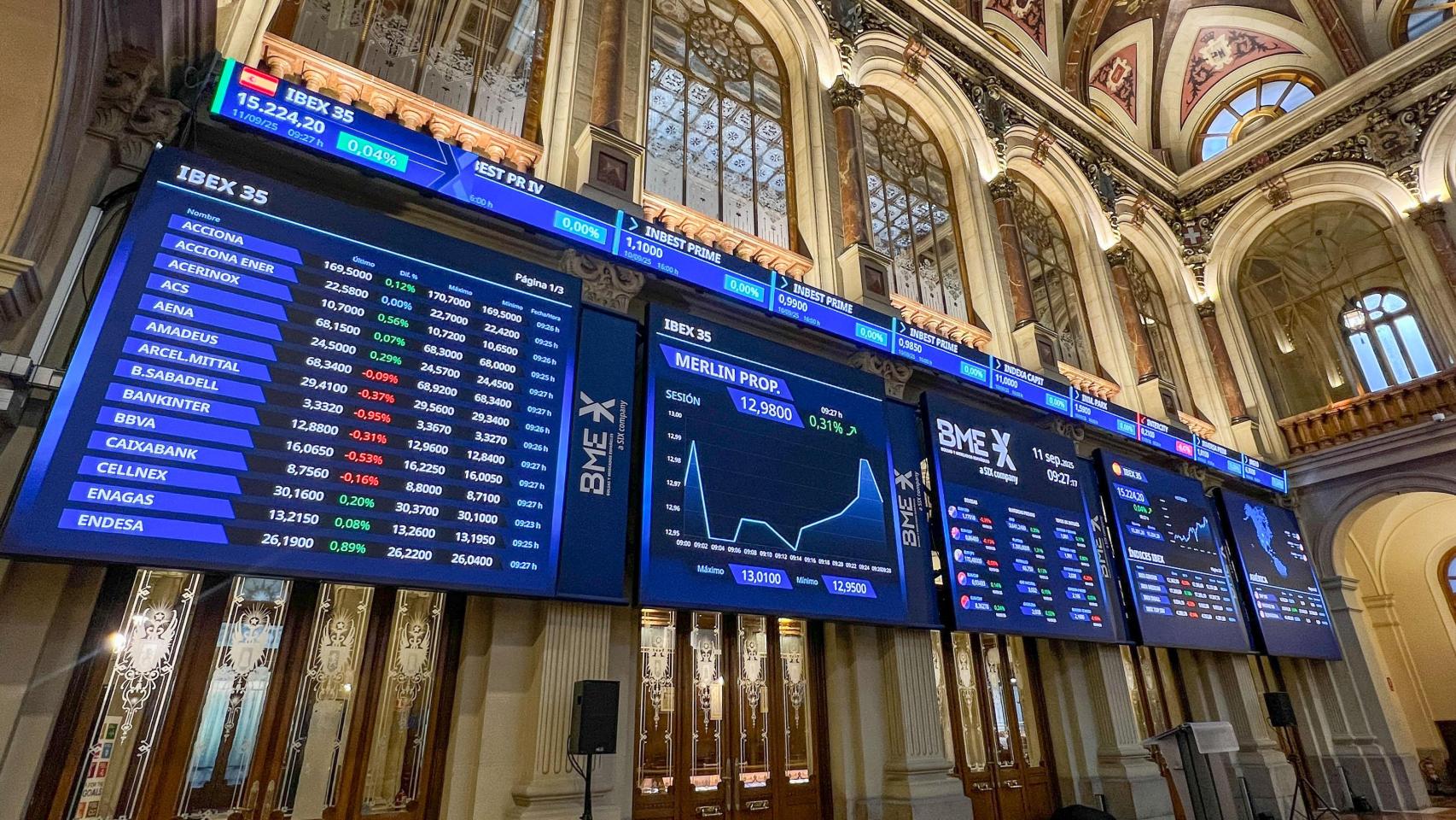 Interior del Palacio de la Bolsa de Madrid.