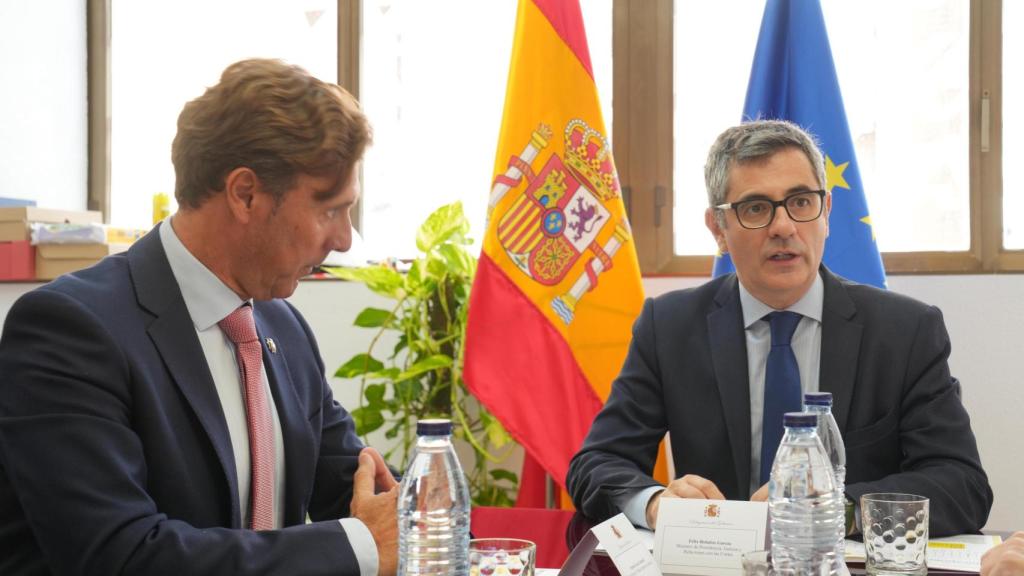 El presidente del Tribunal Superior de Justicia de la Región de Murcia (TSJMU), Manuel Luna, este viernes, reunido con el ministro de Presidencia, Justicia y Relaciones con las Cortes, Félix Bolaños,