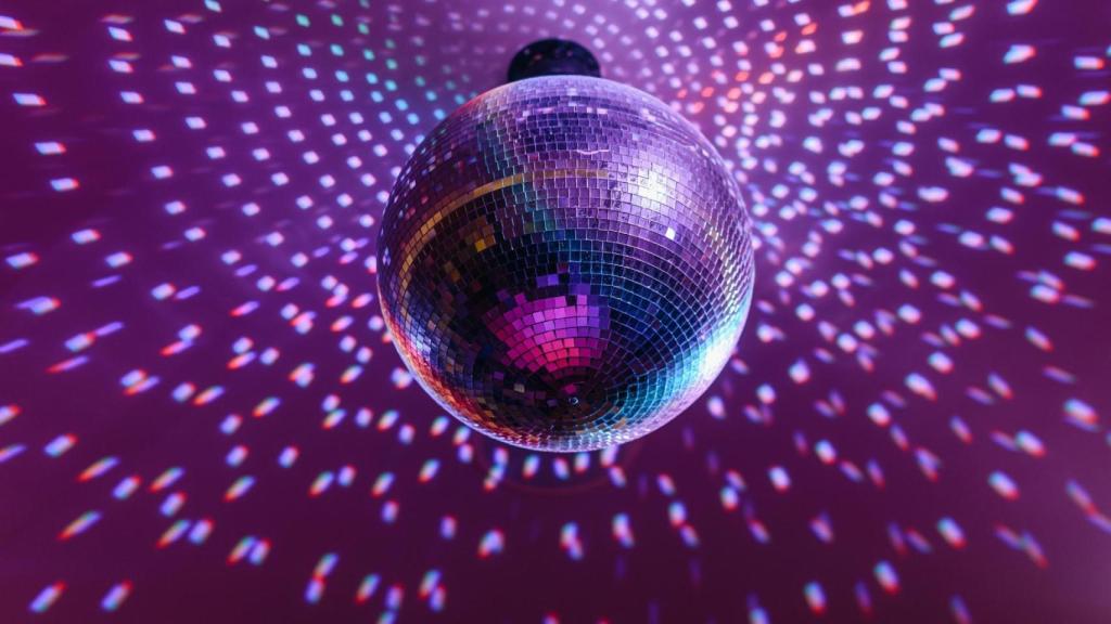Una bola de discoteca