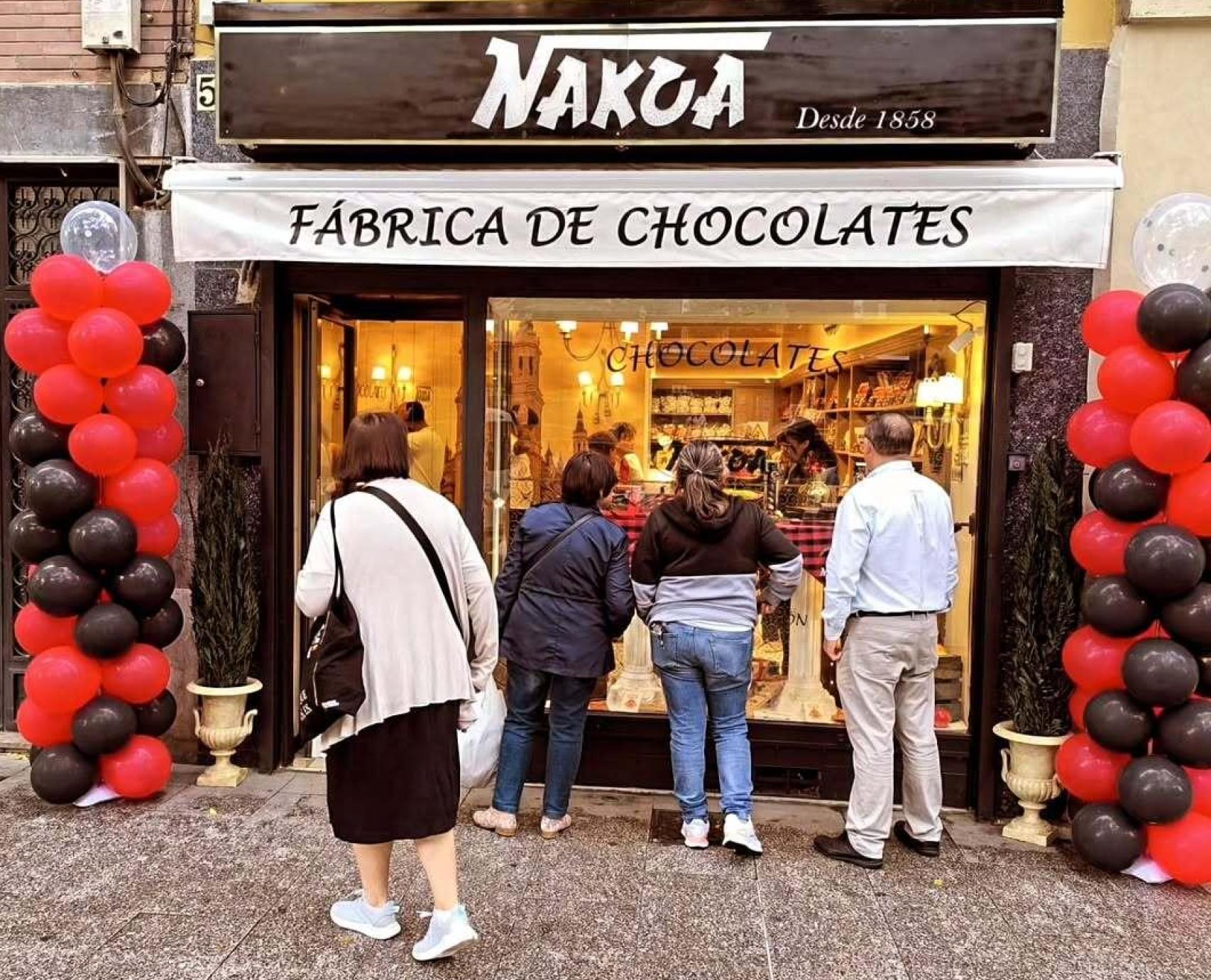 Inauguración de la tienda de chocolates Nakoa en Zaragoza.