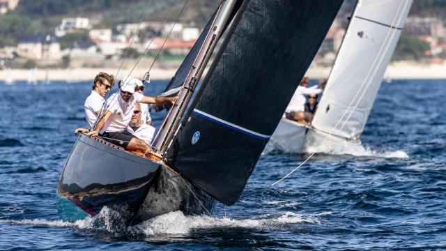 Arranca la Regata Rey Juan Carlos en Sanxenxo (Pontevedra) con el Alibabá II como líder