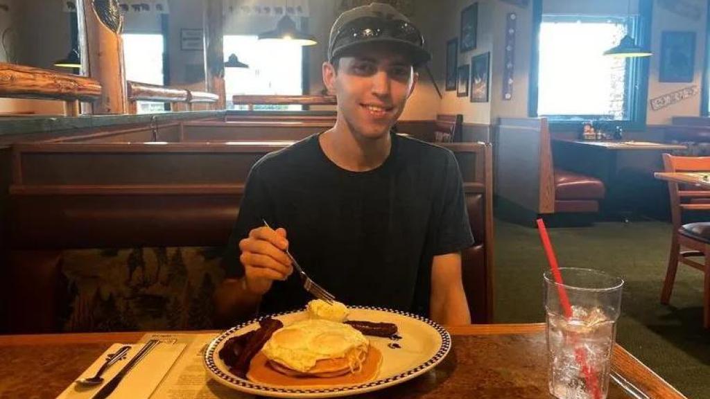 Una imagen de Tyler James Robinson.