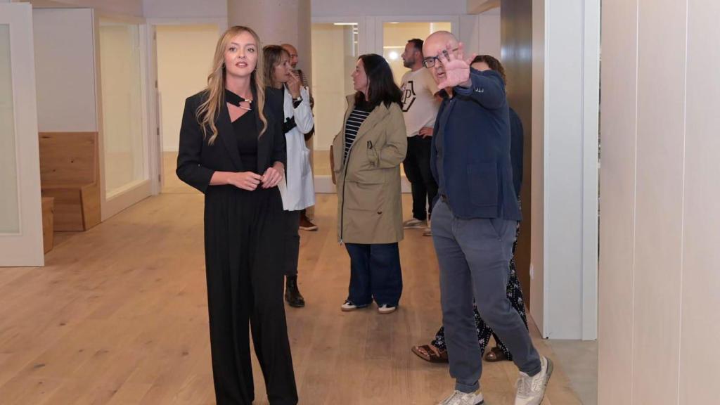 Imagen de la visita de la conselleira Fabiola García.