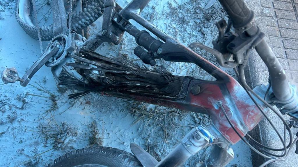 Imagen de la bicicleta tras el incendio.
