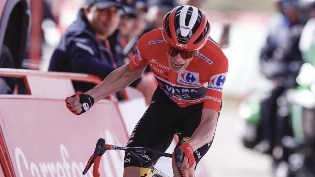 Vingegaard se lleva la victoria en la Bola del Mundo y sentencia la Vuelta a España tras imponerse a Almeida