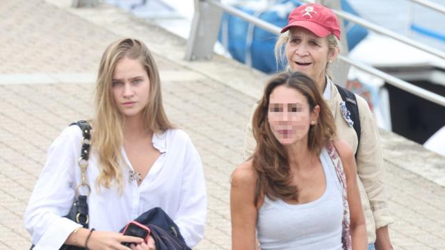 La infanta Elena e Irene Urdangarin, en Galicia este sábado, 13 de septiembre.