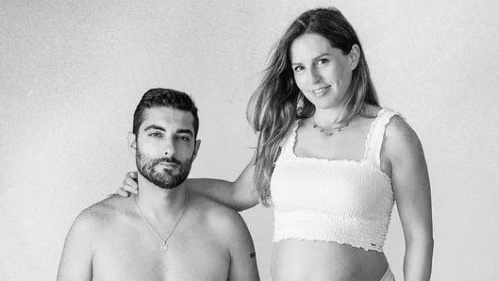Sara Andrés Barrio y su marido, en una fotografía de redes sociales.