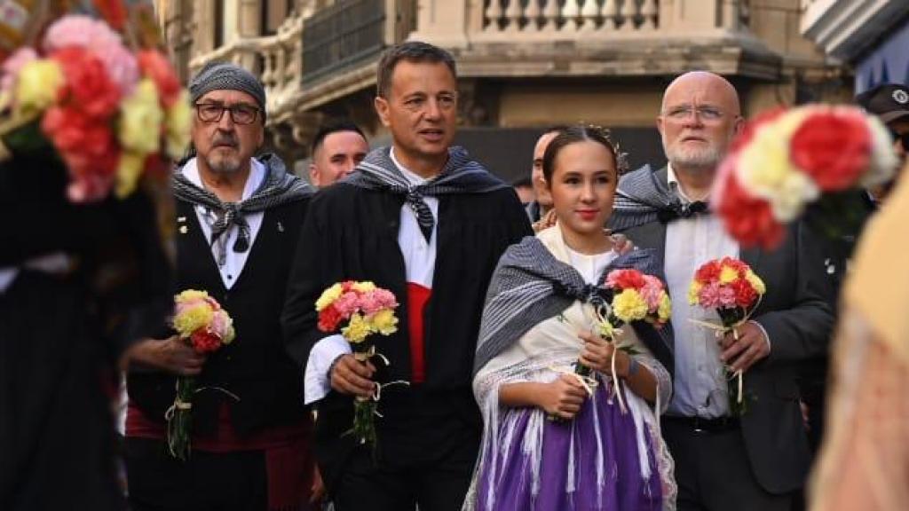 Misa y ofrenda en honor a la Virgen de Los Llanos