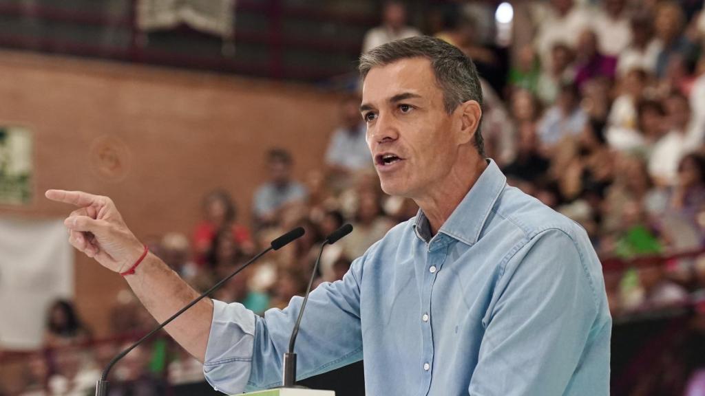 Pedro Sánchez, este domingo en un mitin del PSOE en Málaga.