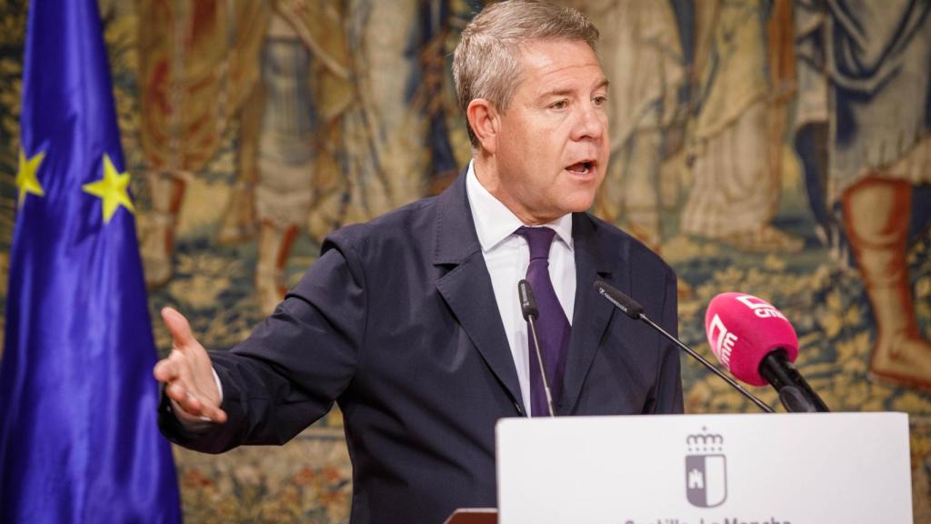 Emiliano García-Page, este lunes en la sede del Gobierno de Castilla-La Mancha.