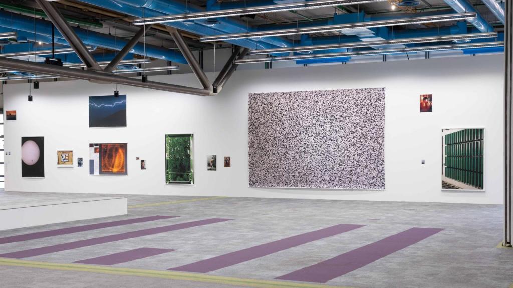 Vista de la exposición: Foto: Wolfgang Tillmans / Jens Ziehe