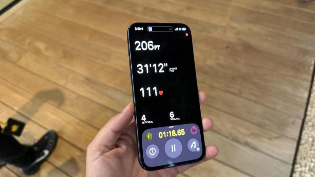Pantalla de registro de actividad de los AirPods Pro 3 en el iPhone