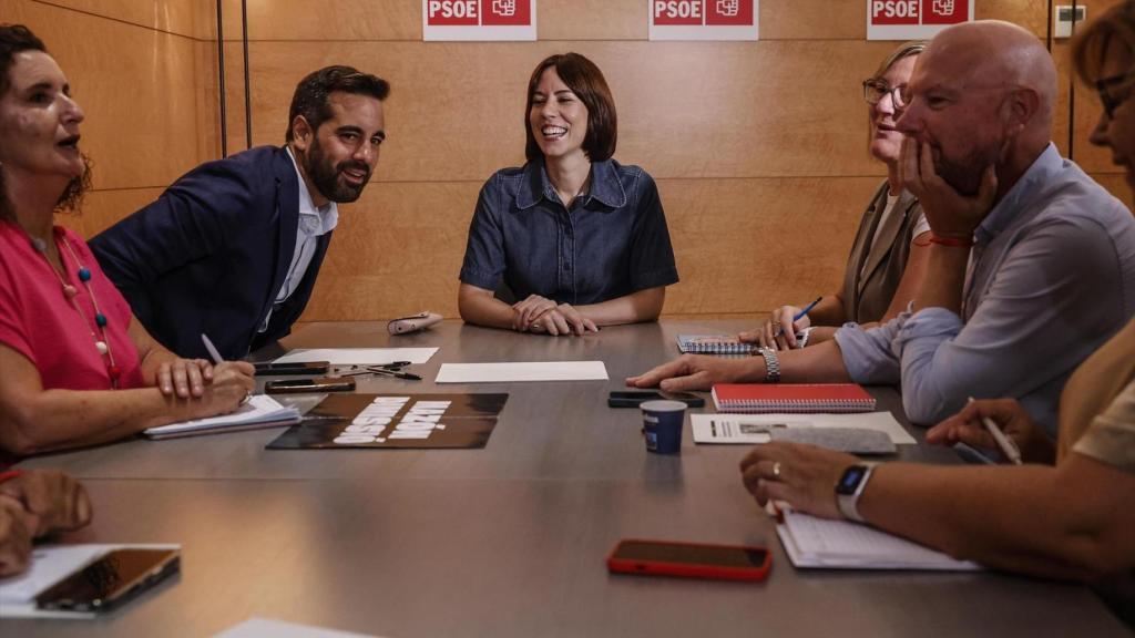 Diana Morant, durante la reunión con el grupo socialista en Les Corts Valencianes este lunes. Rober Solsona / EP