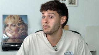 Alejandro, joven de 22 años en una entrevista con Telecinco