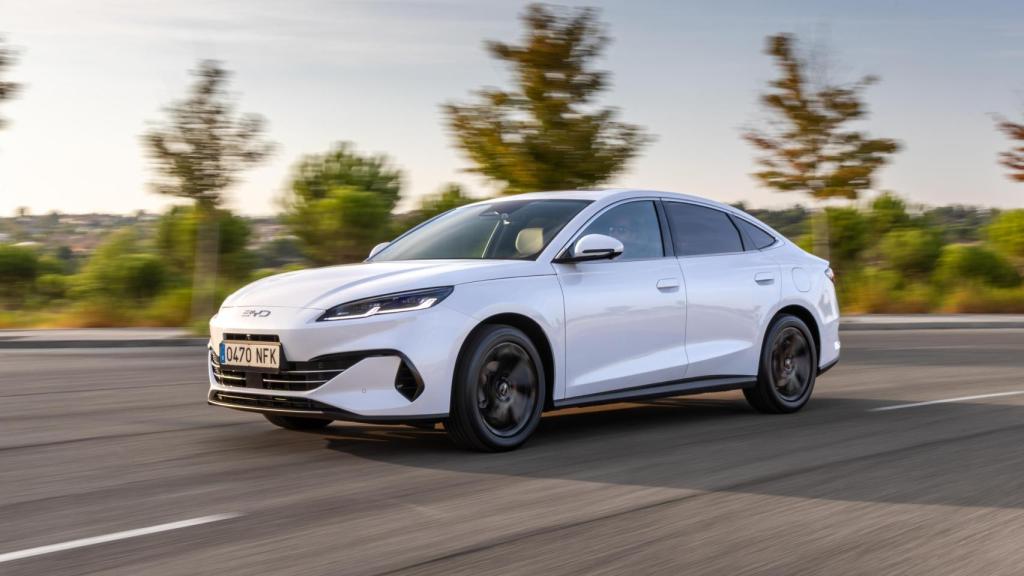 BYD Seal 6 DM-i_con carrocería sedán