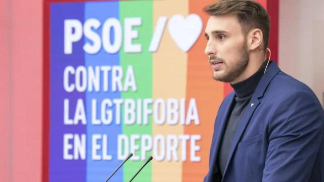 El secretario de Políticas LGTBI del PSOE, Víctor Gutiérrez.