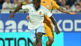 Paul Akouokou y Escribe, en el Real Zaragoza - Albacete
