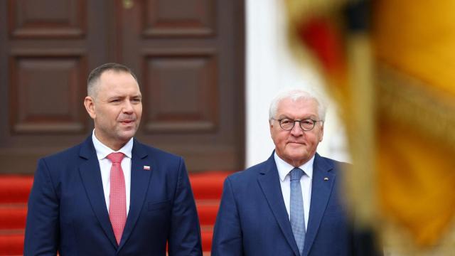 El presidente de Polonia Karol Nawrocki este martes junto al presidente alemán Frank-Walter Steinmeier en Berlín.