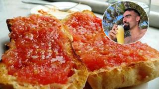 Unas tostadas con tomate y Eneko.