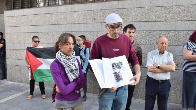Jorge Lebrero y Javier Lázaro, los dos detenidos en la etapa de La Vuelta en Valladolid, más otros dos particulares denuncian ante el juzgado la actuación policial