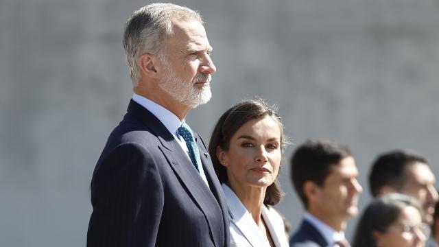 Felipe VI y Letizia, este martes, 16 de septiembre, minutos antes de emprender su viaje a Egipto.