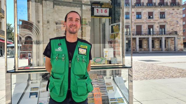 Carlos Hernández, vendedor de la ONCE en Zamora