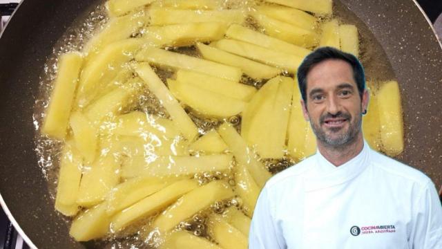 Joseba Arguiñano y unas patatas fritas en una sartén.