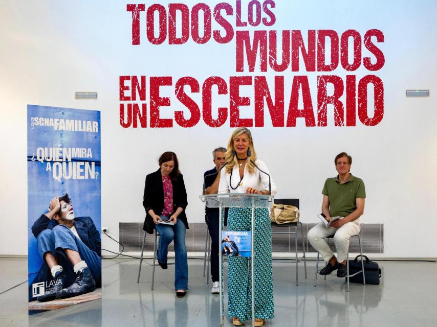 Irene Carvajal, concejala de Educación y Cultura del Ayuntamiento de Valladolid en la presentación de SCNAFamiliar en el LAVA de Valladolid