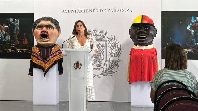 La alcaldesa Natalia Chueca en la presentación de las fiestas este martes en Zaragoza.