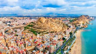 La oferta de viviendas en venta cae un 66 % en Alicante desde máximos de 2019