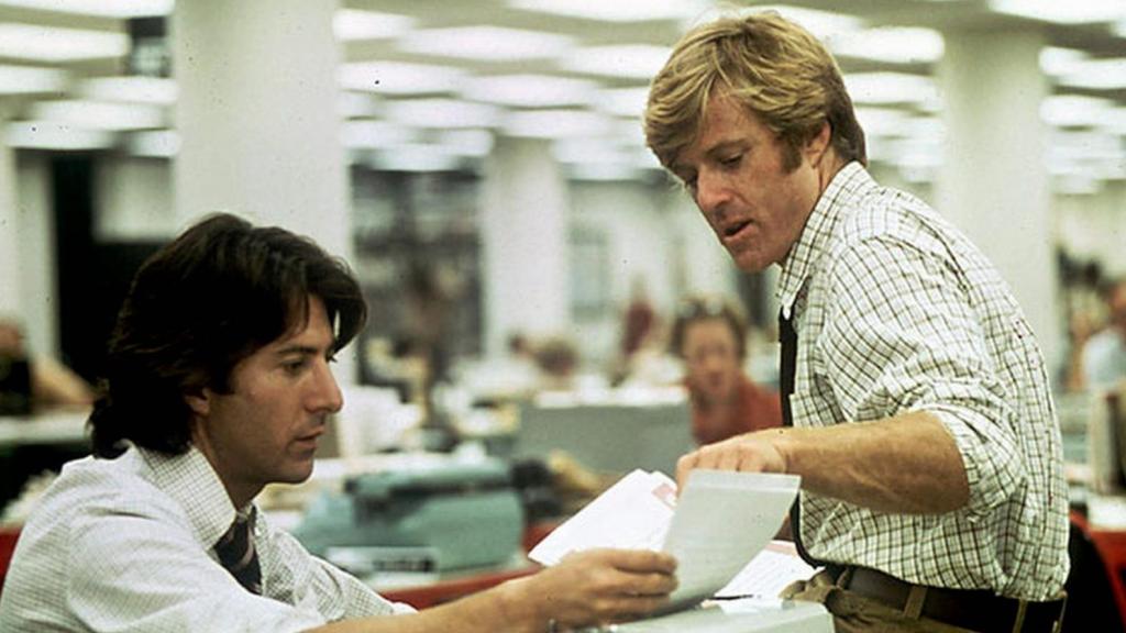 Dustin Hoffman (izquierda) y Robert Redford (derecha) en 'Todos los hombres del presidente'.