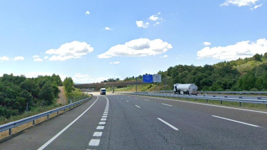 Vista de la A-52 a su paso por Vilardevós