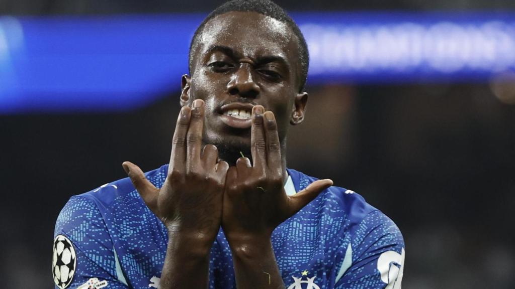 Tim Weah celebra su gol contra el Real Madrid en la Champions League