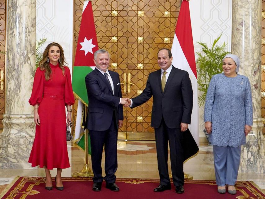 El presidente Al-Sisi y su esposa con los Reyes de Jordania en 2019.