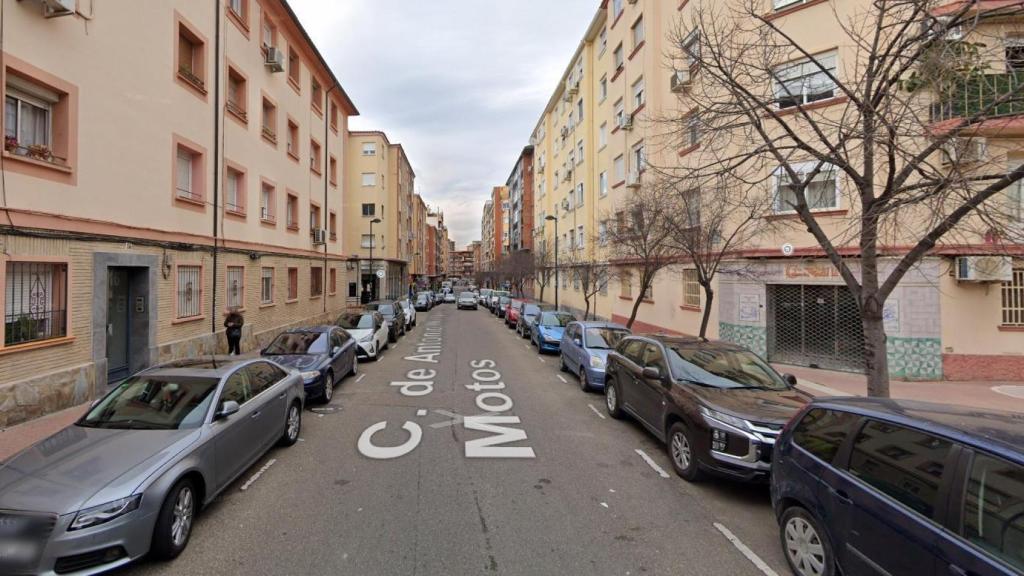 Calle de Antonio Mompeón Motos en Zaragoza